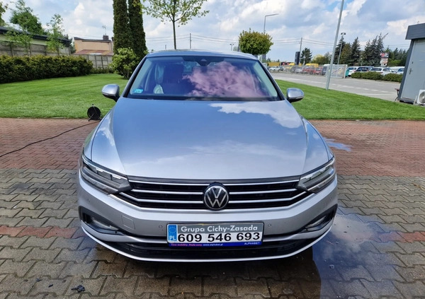 Volkswagen Passat cena 58999 przebieg: 112000, rok produkcji 2022 z Pasym małe 106